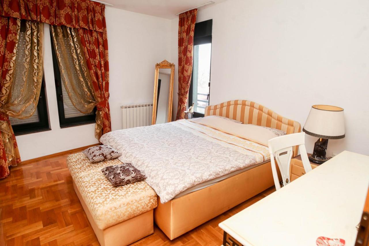 Ugodan I Luksuzan Apartman Banja Luka Exterior foto